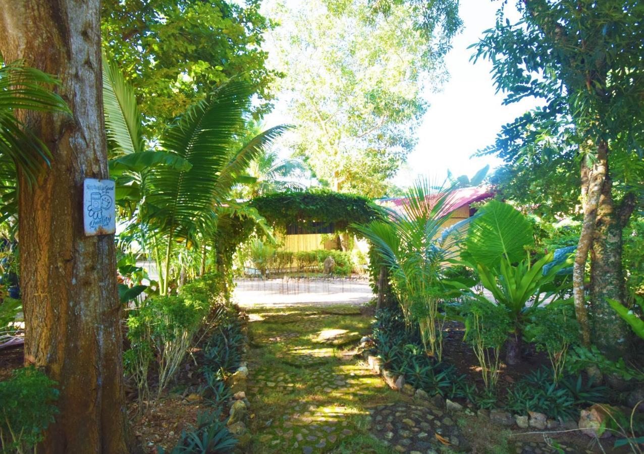 Concepcion Divers Lodge Busuanga Exterior photo